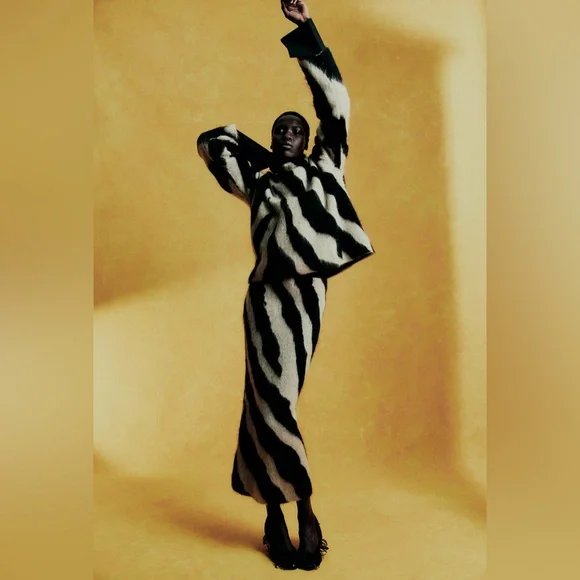 H&M EDITION MOHAIR-BLEND MOCK TURTLENECK SWEATER SIZE XS - Picture 4 of 11